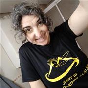 me defino como una persona valiente, apasionada de la enseñanza y con habilidades comunicativas